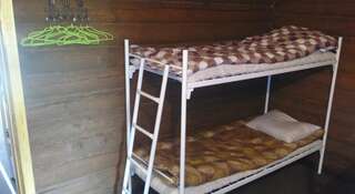 Гостиница Hostel Galereya Levitan Плес Спальное место на двухъярусной кровати в общем номере для мужчин и женщин-5